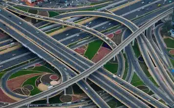 Tipp : faire remboursement, réclamation ou annulation de commande aerial photography of gray concrete roads