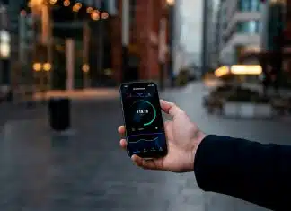 Comment la vitesse de connexion internet impact les temps de chargement des sites web