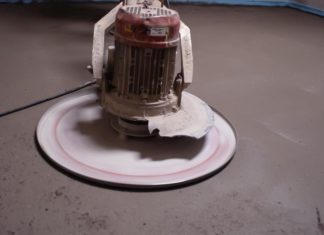 Poncer un sol en béton avec un bon abrasif : astuces et conseils pratiques Poncer un sol en béton avec un bon abrasif : astuces et conseils pratiques